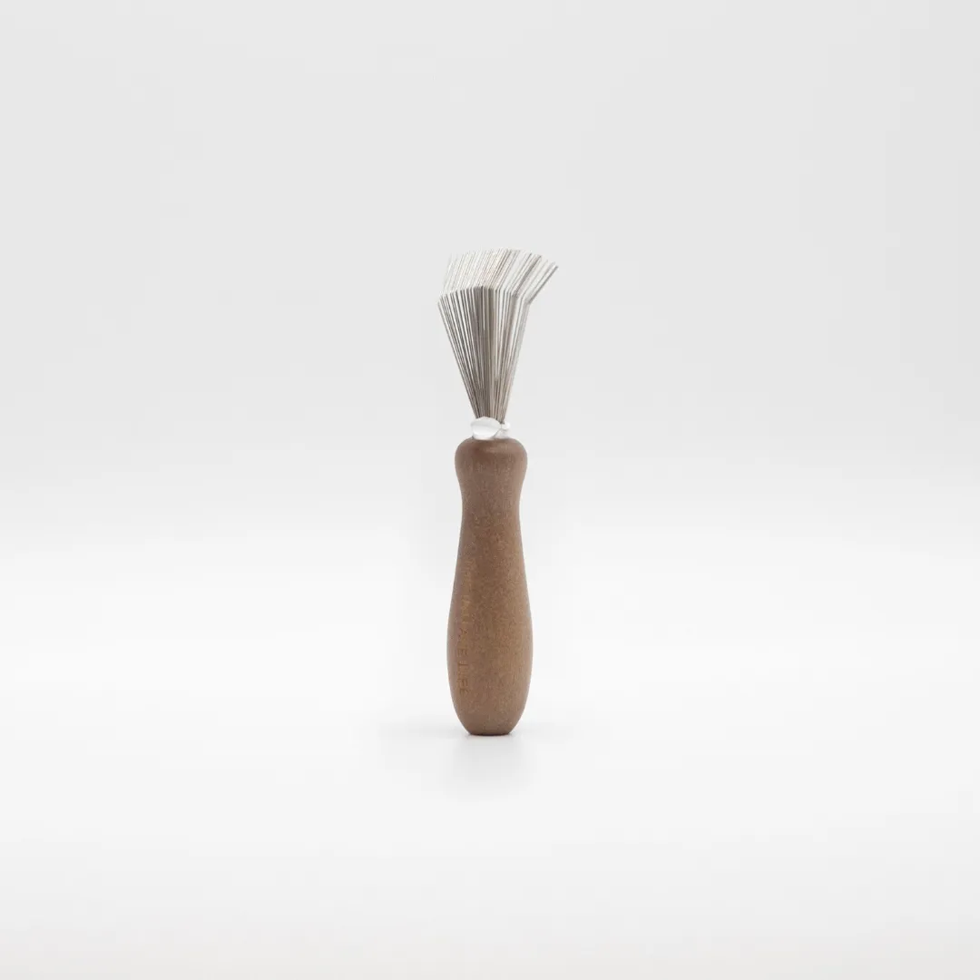 BEECHWOOD BRUSH CLEANING TOOL