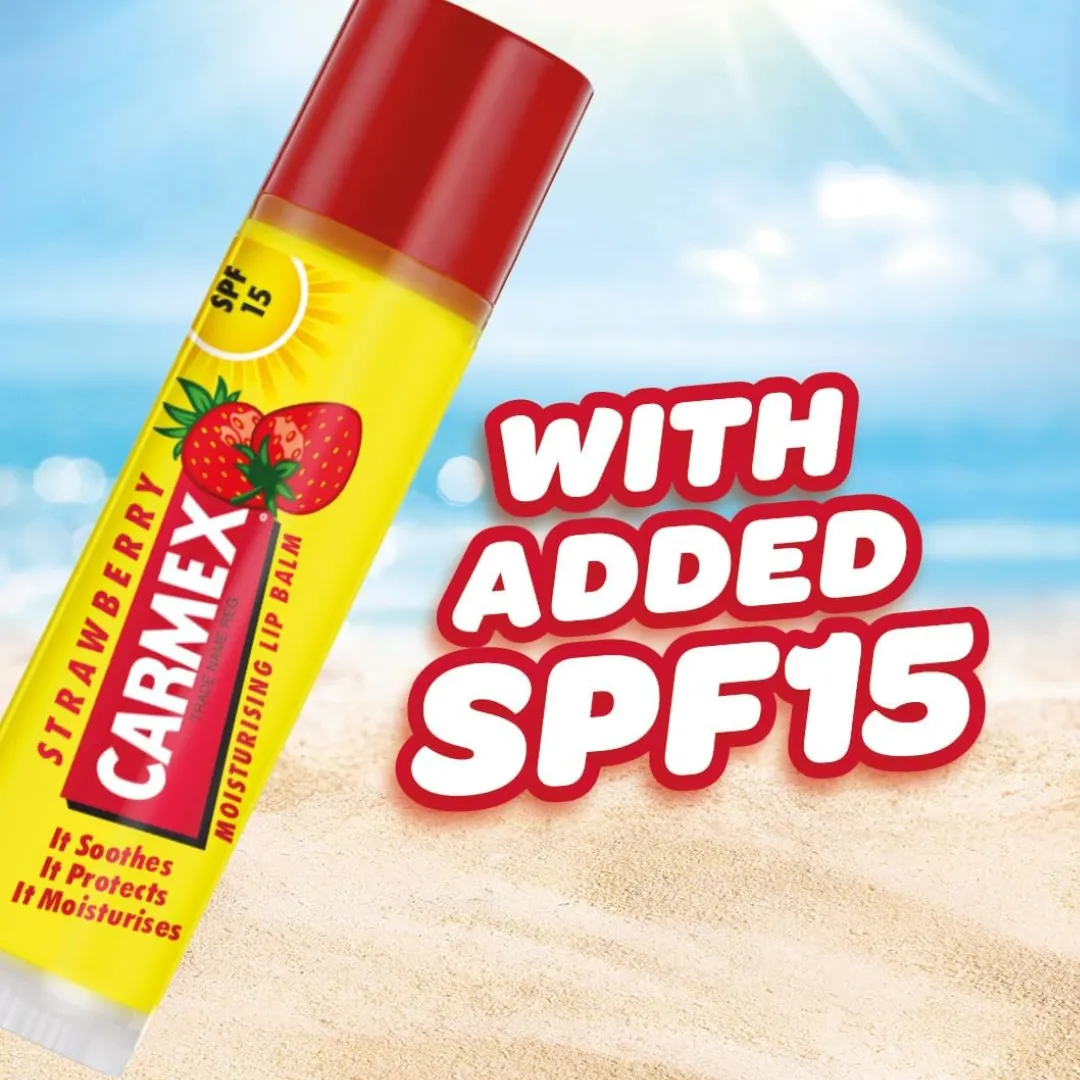 Carmex Strawberry Moisturising Lip Balm Stick 4.25GM (T)