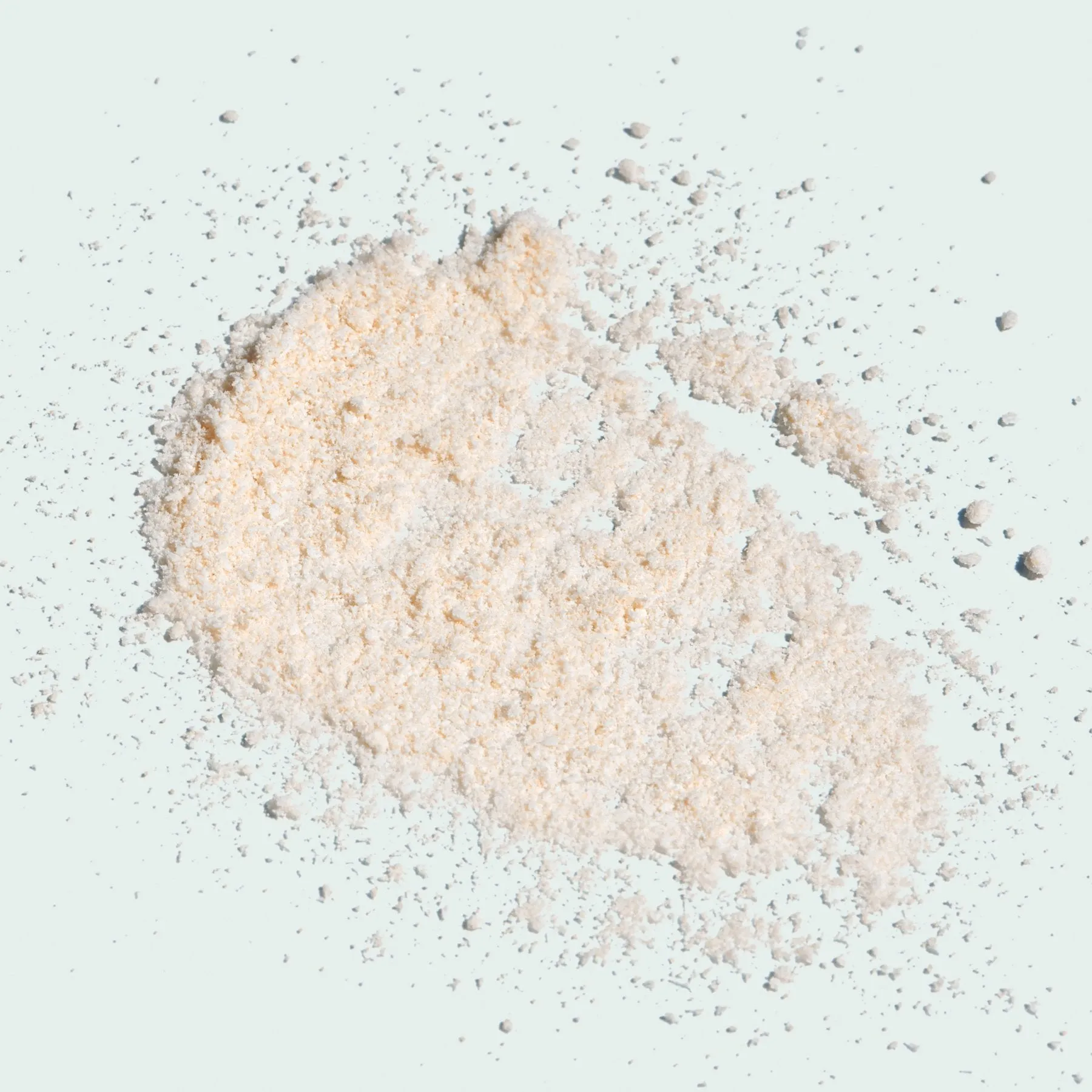 ILUMA intense brightening exfoliating powder