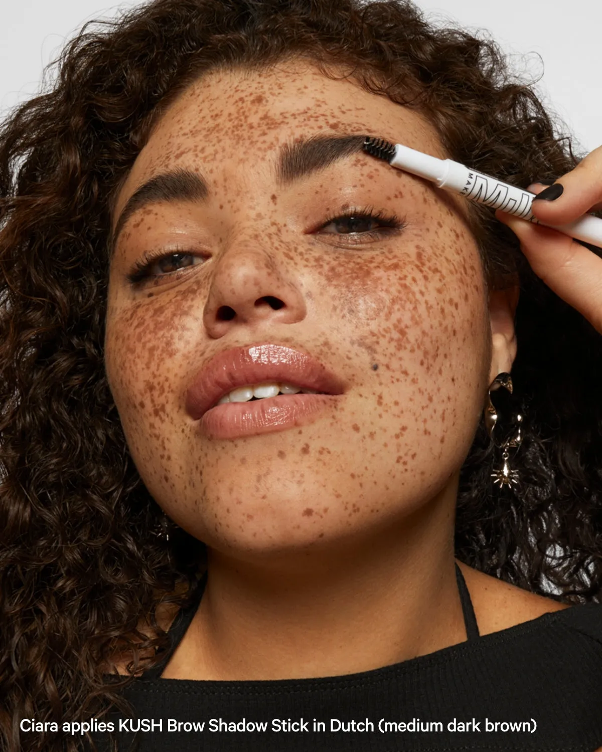 KUSH Brow Shadow Stick