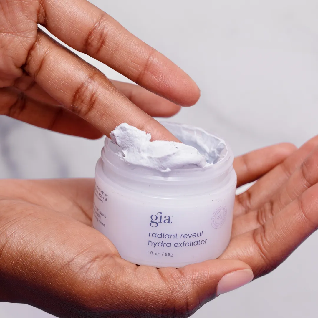 Radiant Reveal Hydra Exfoliator - Canada